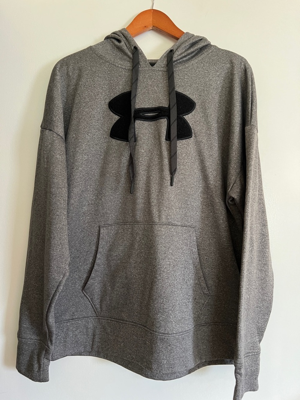Under Armour Men’s Gray Hoodie